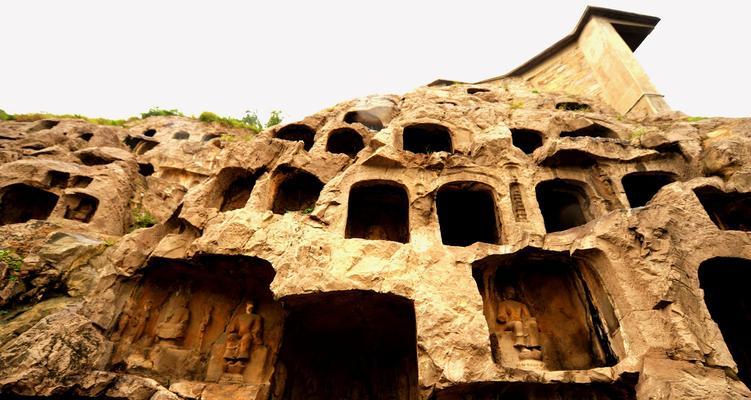 TheLegendofLongmenGrottoes（TheLegacyofanAncientChineseCivilization）
