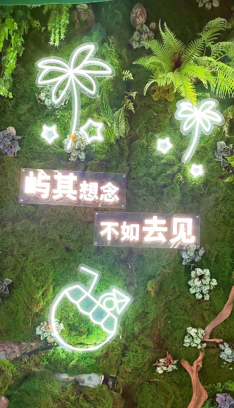 盼冬的小镇（等待雪花的降临）