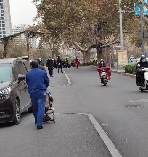 寻觅生活的美好（探寻生活中的多彩之处）