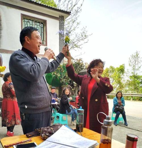 难以忘怀的回忆（时光流转，回忆长存）
