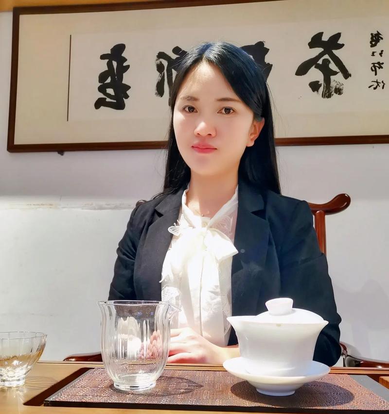 茶之美（沏一壶茶，品味生活中的温情与哲理）