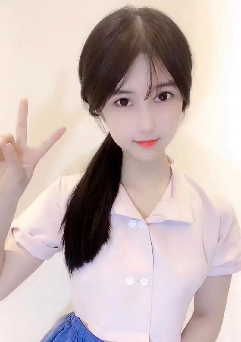 自信微笑，幸福无限