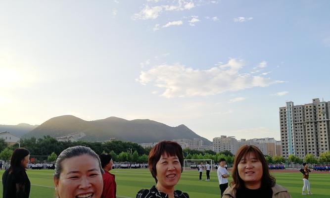 一个孤儿的成长故事（一个孤儿的成长故事）