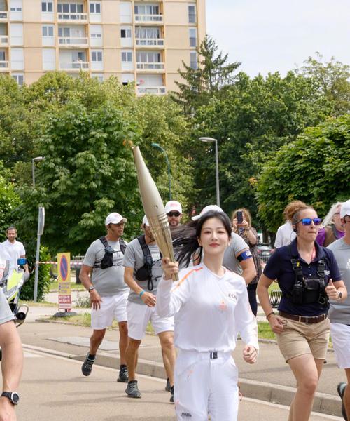 长路漫漫，何时能到达梦想的彼岸？