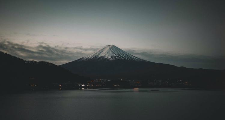 善良的行动，温暖的心灵（善良的行动，温暖的心灵）
