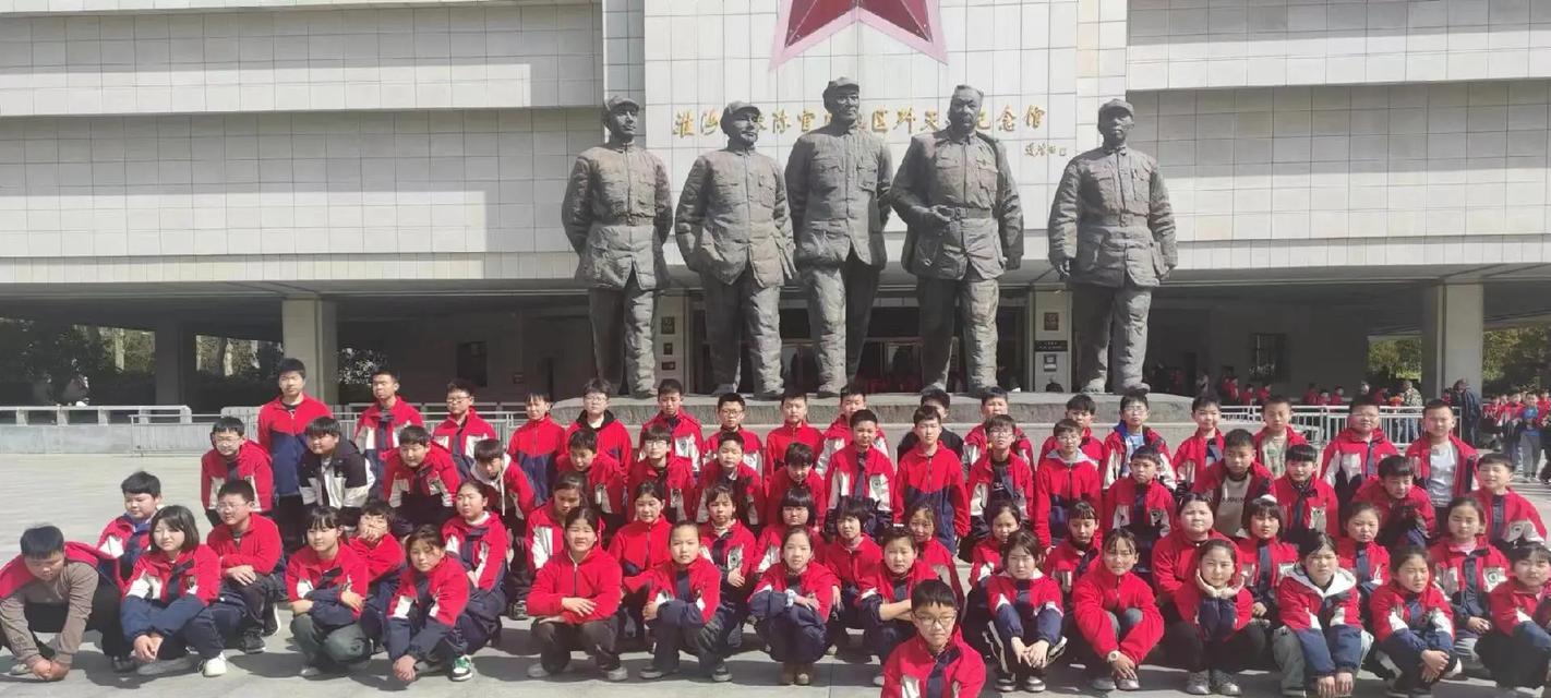 祭奠英烈廉耻常存（一场特殊的清明祭扫）