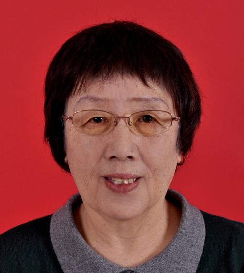 以助人为乐的小静（善良温暖，用行动传递爱）