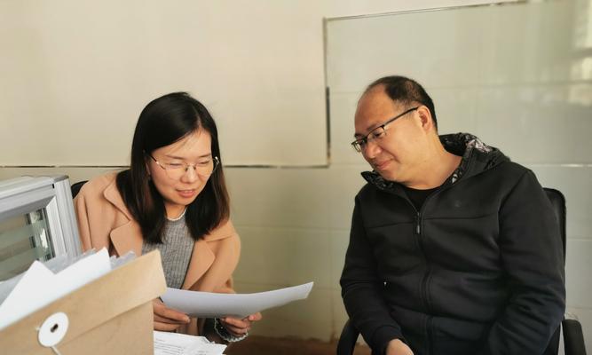 以融融关爱，永驻学子心头（温暖校园，成就未来）