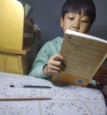 多彩课余时光（与朋友们一起玩乐）