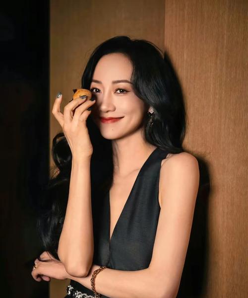 洋溢着微笑（一份无私的爱）