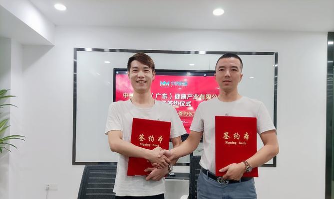 失败并不可怕，只要你不放弃，成功就在不远处。（失败并不可怕，只要你不放弃，成功就在不远处。）